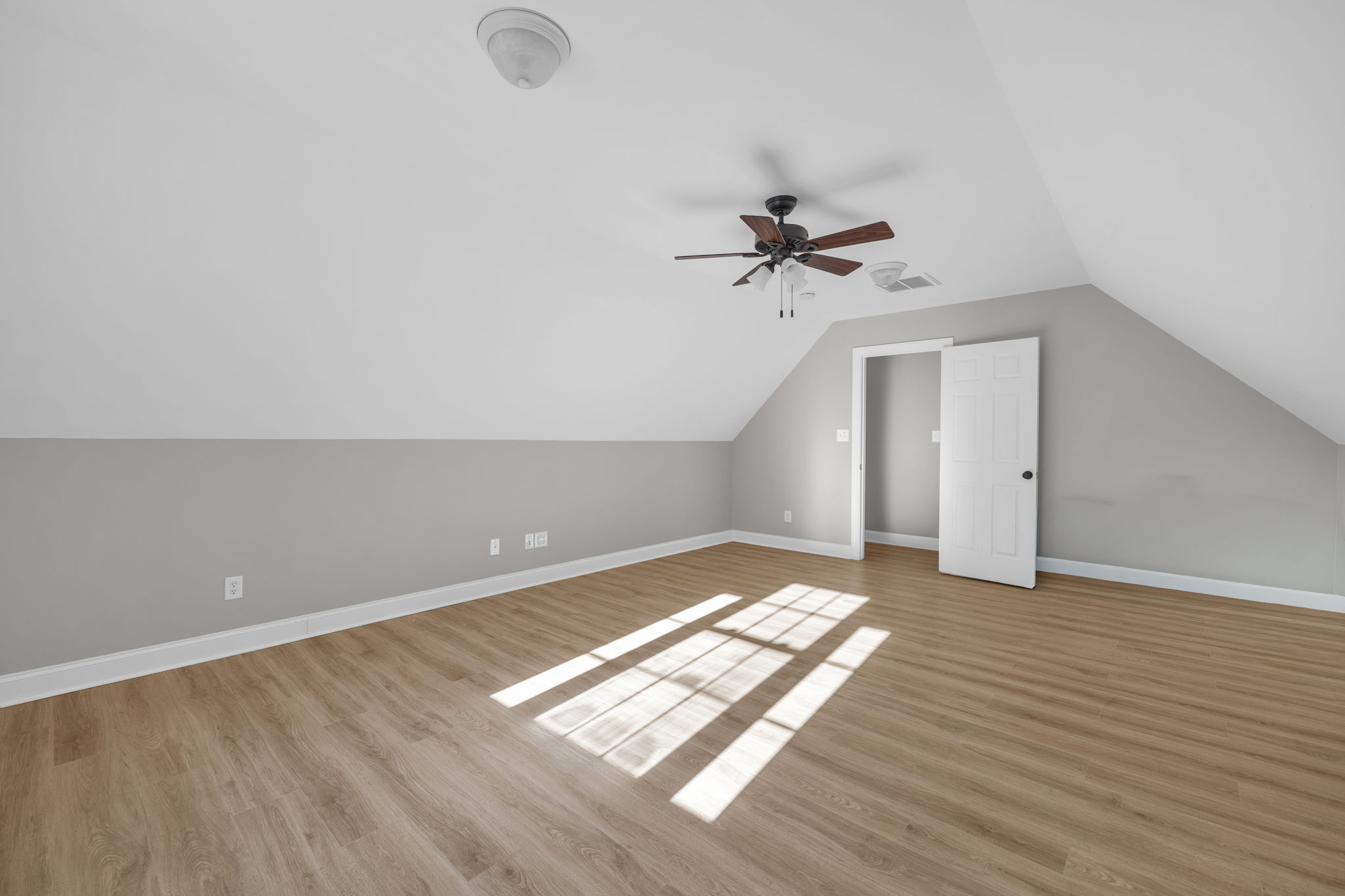 650 Beaver Lodge Cir-36