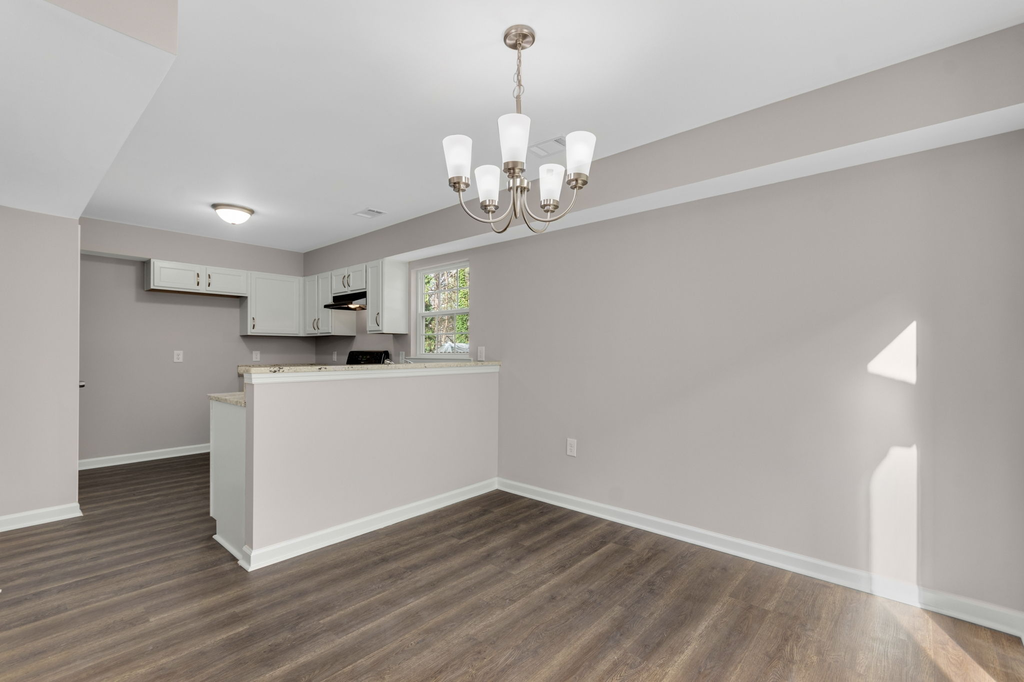 650 Chantress Ct, Alpharetta, GA 30004, USA Photo 11