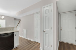 650 Chantress Ct, Alpharetta, GA 30004, USA Photo 9