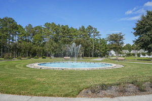 Fountain with seating at round about