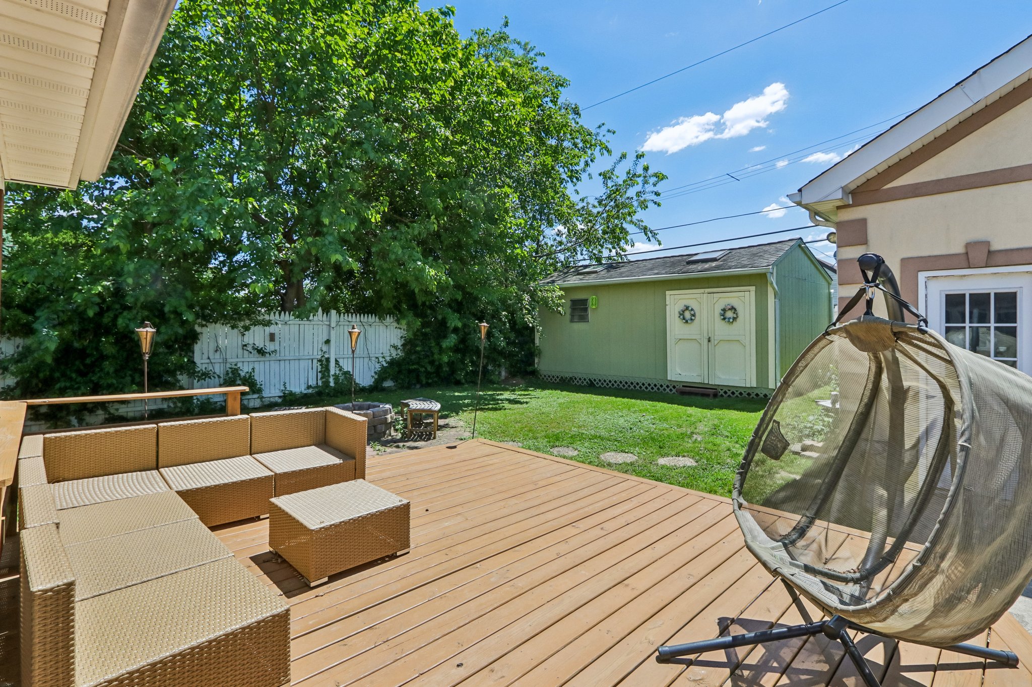 Hendrix St-S0306-065.jpg