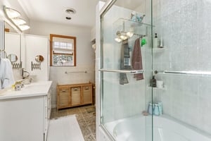 Hendrix St-S0306-055.jpg