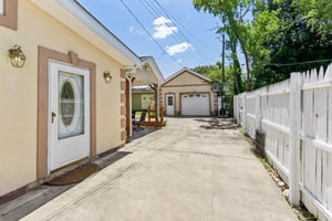 Hendrix St-S0306-060.jpg
