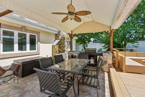Hendrix St-S0306-062.jpg