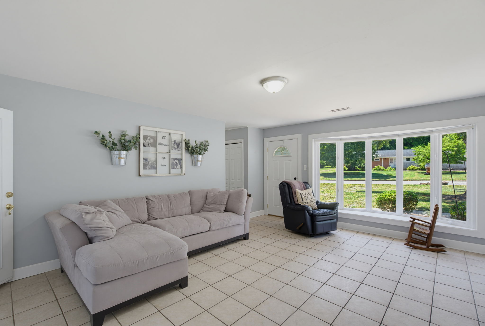 650 Highland Park Dr-9
