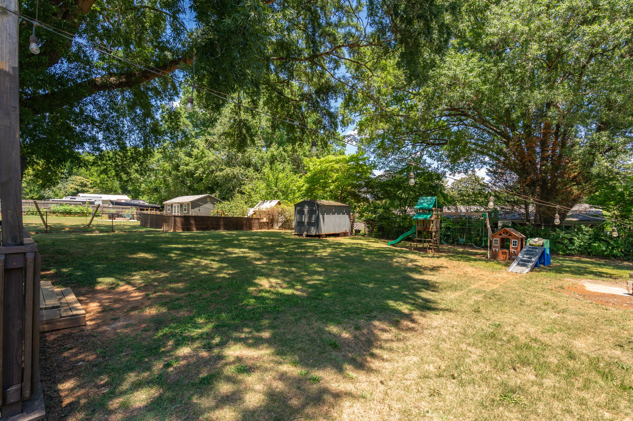 650 Highland Park Dr-34