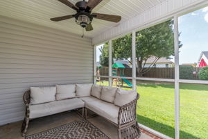 Screened-in Porch