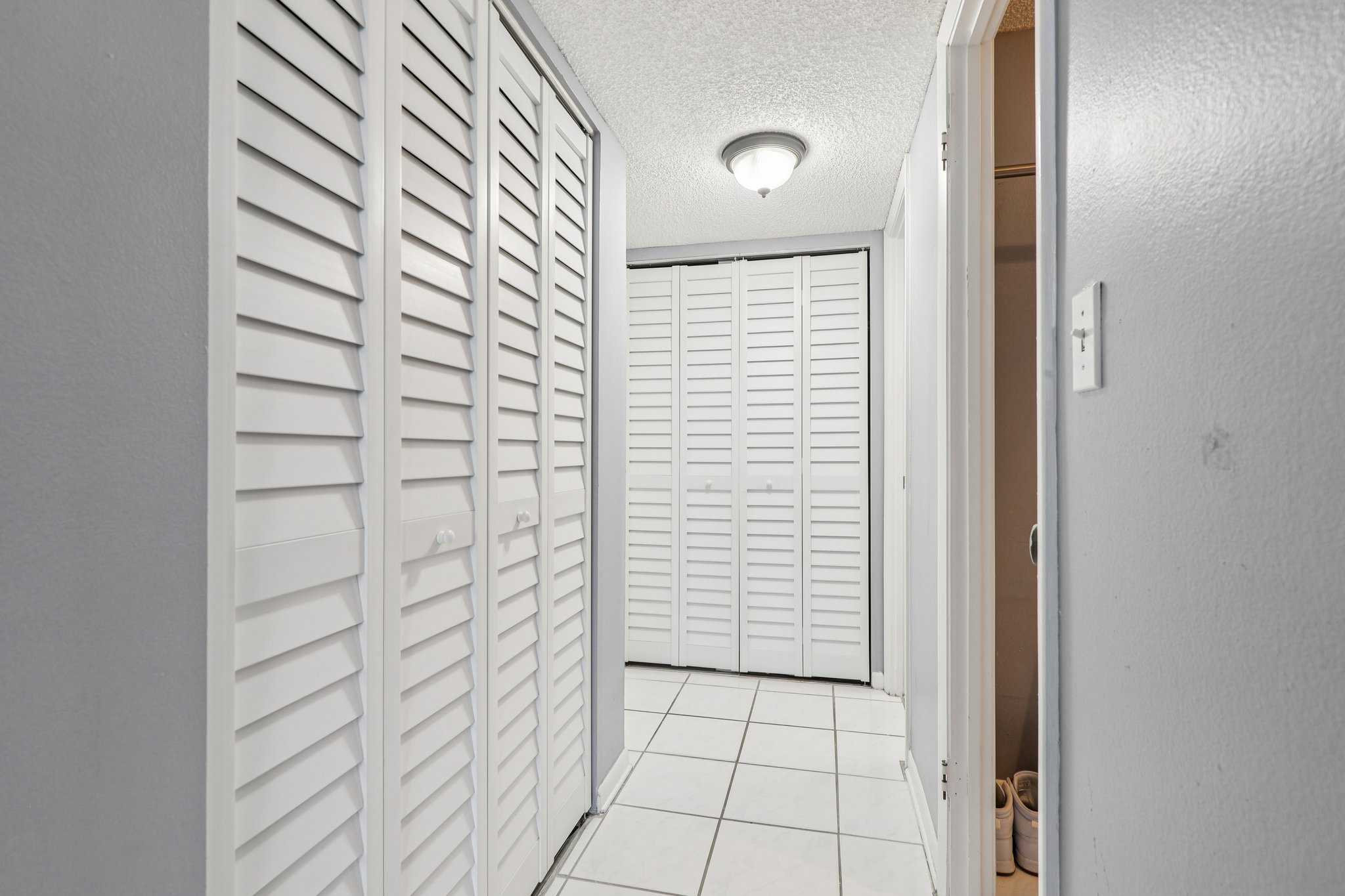 Cypress Rd 508-S1912-027.jpg