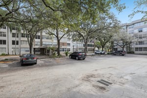Cypress Rd 508-S1912-004.jpg