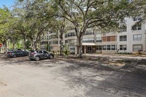 Cypress Rd 508-S1912-007.jpg