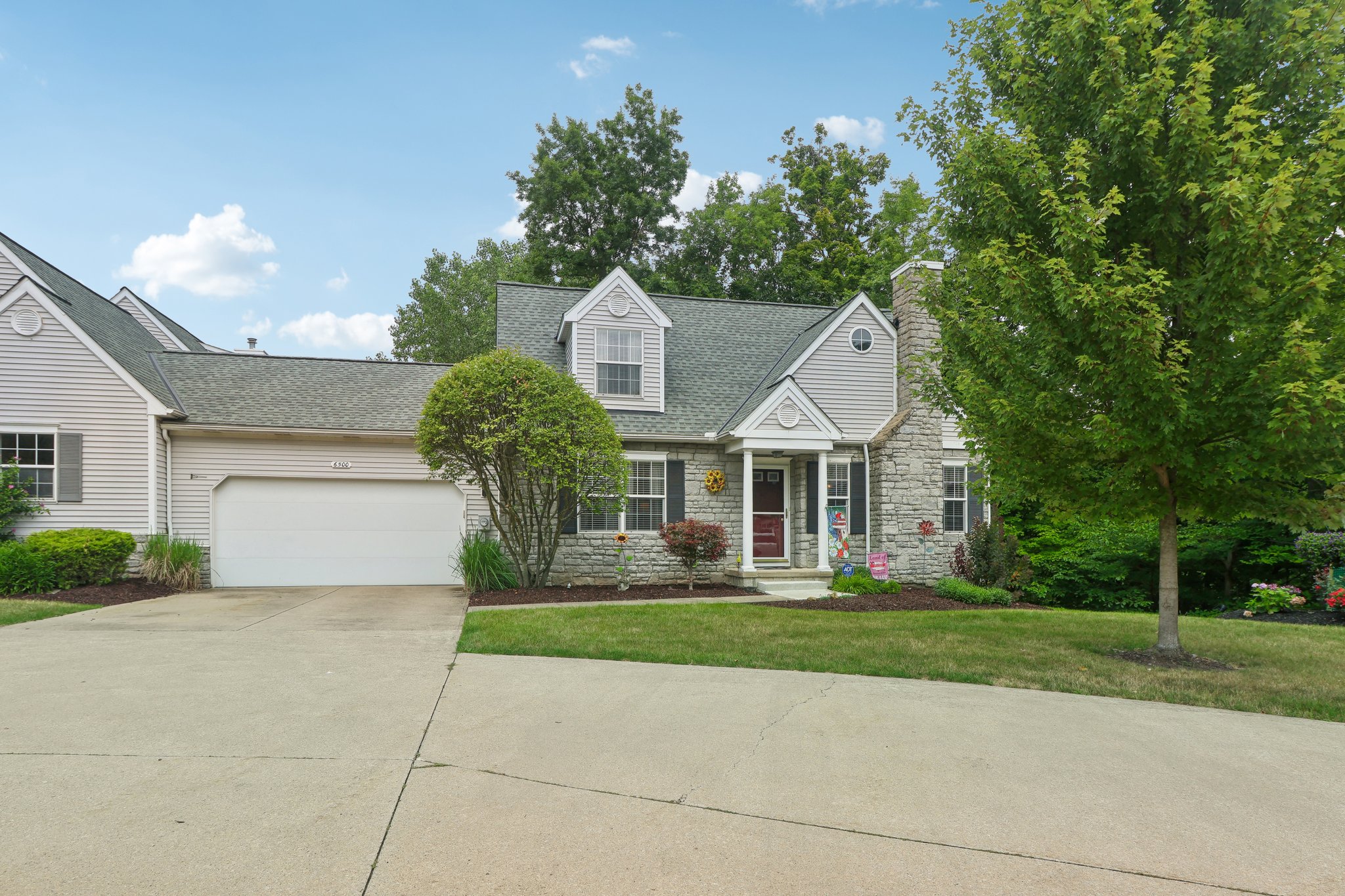 Grove Ln unit 53-002.jpg