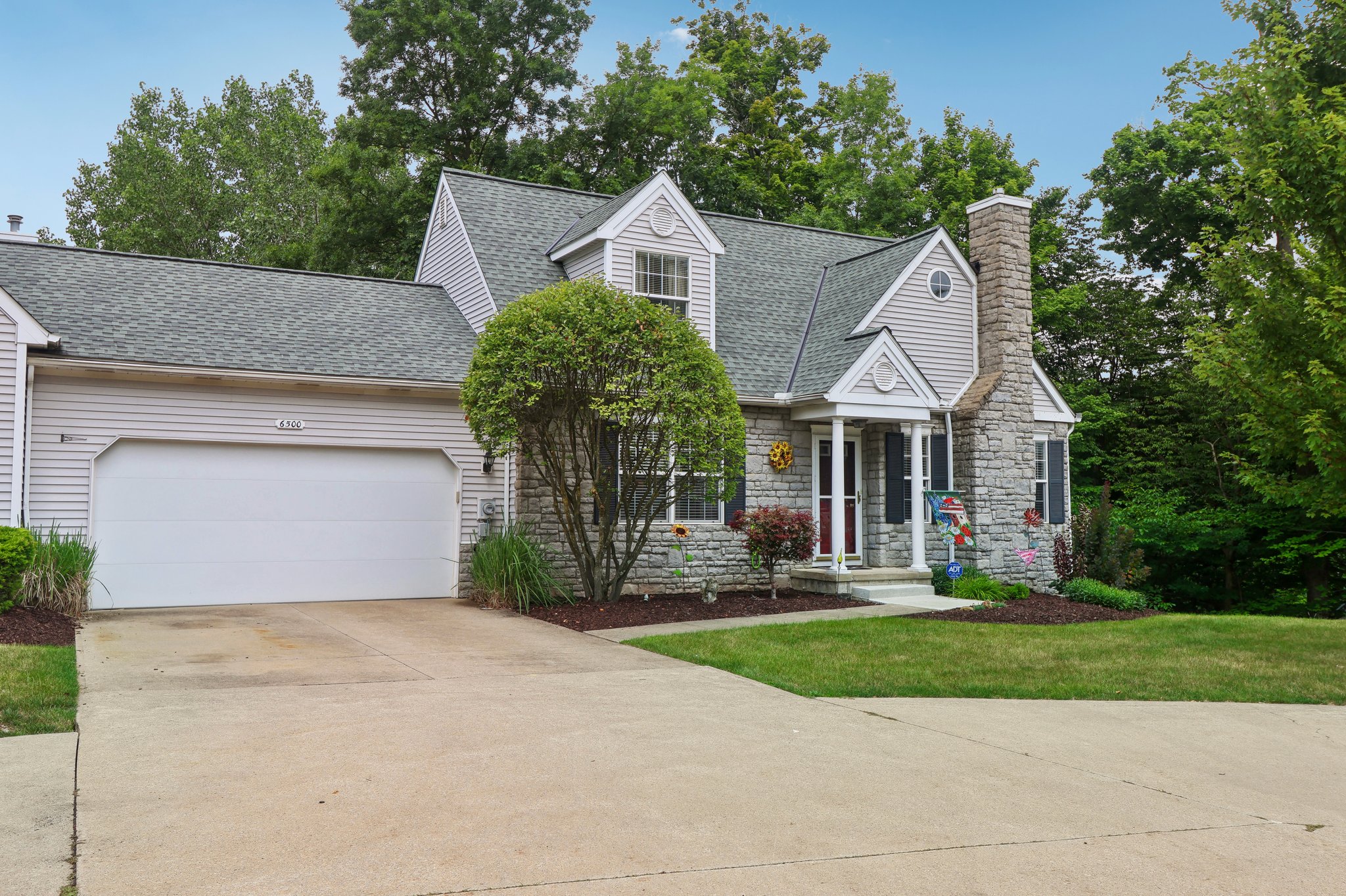 Grove Ln unit 53-003.jpg