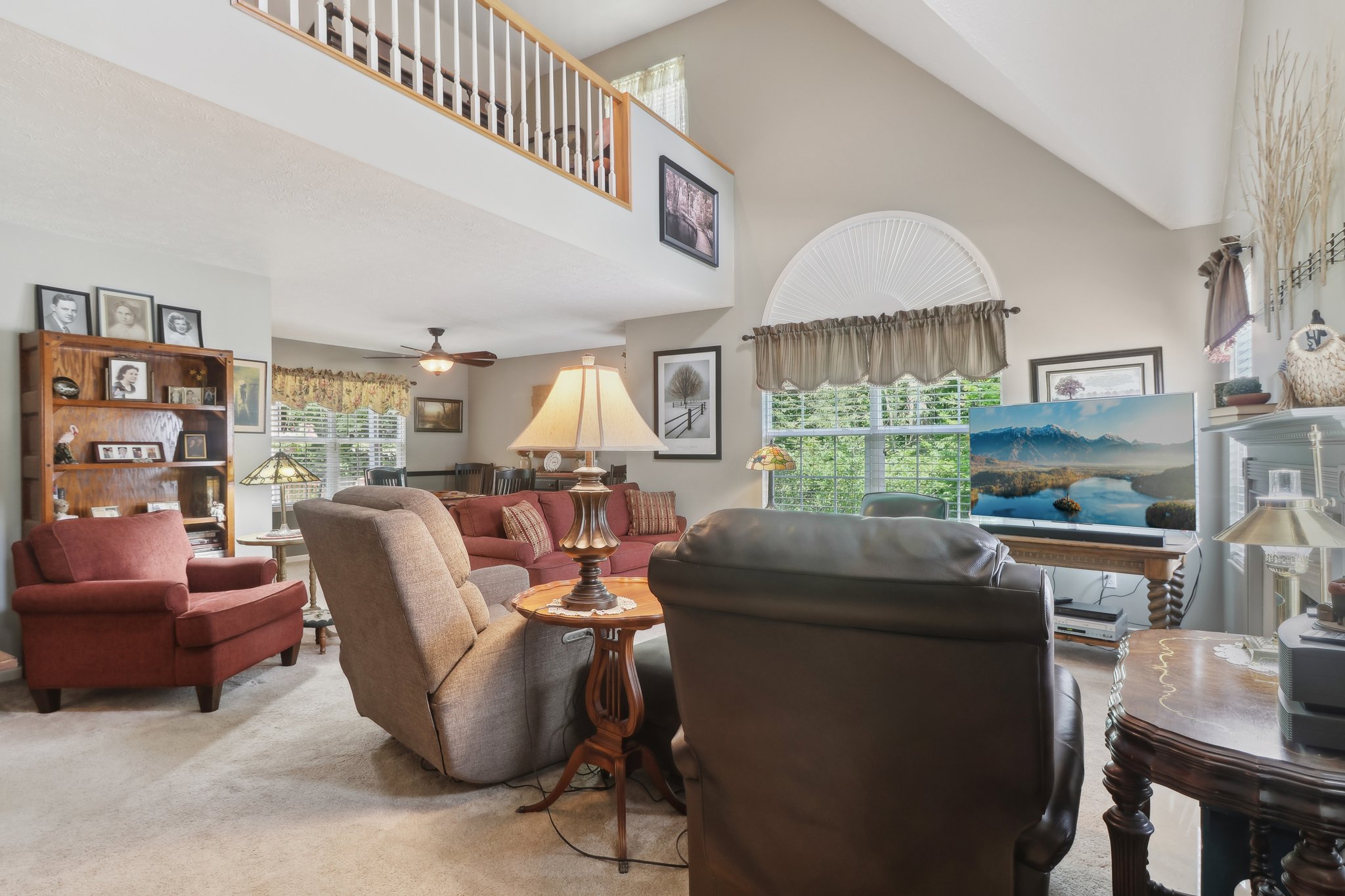 Grove Ln unit 53-017.jpg