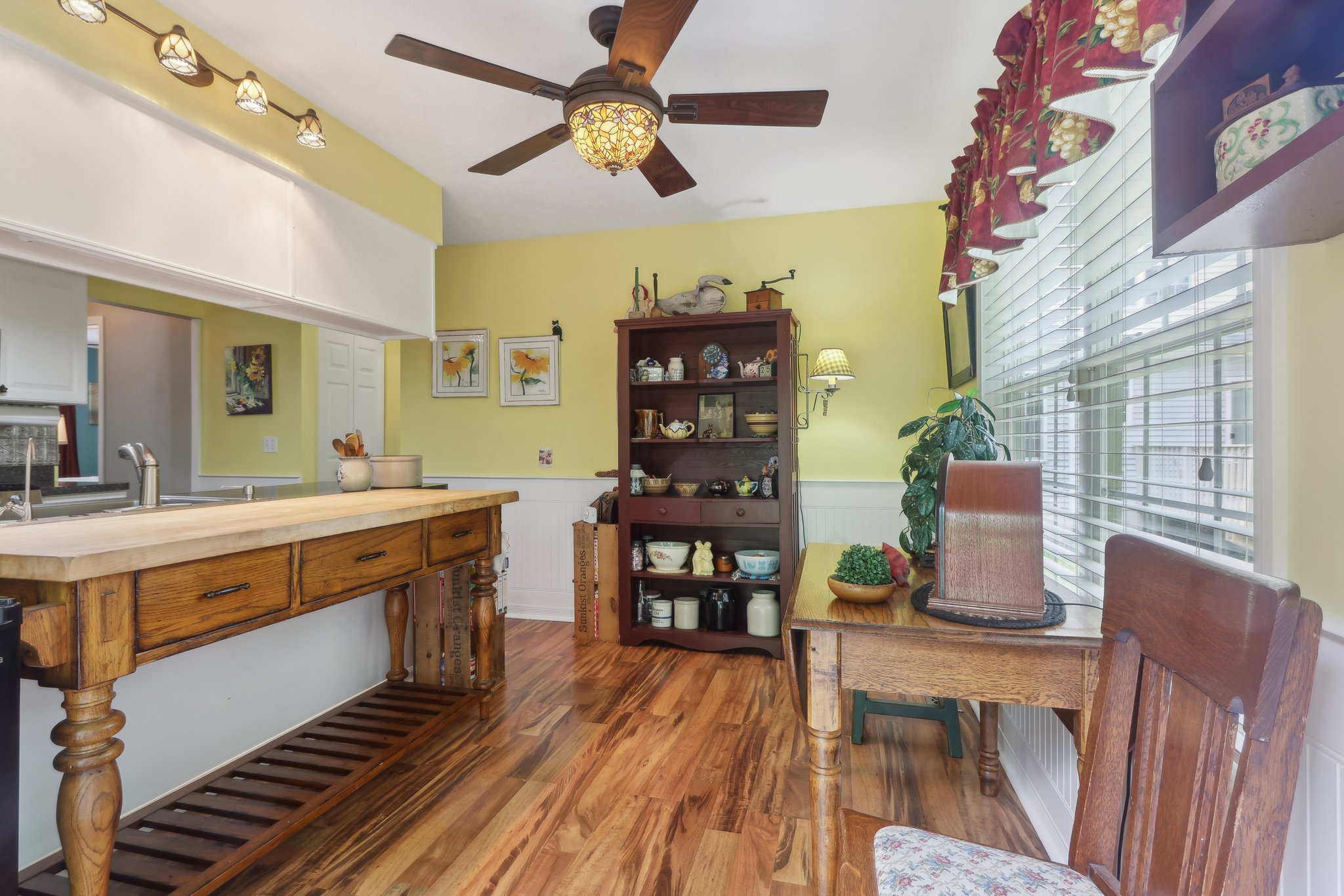 Grove Ln unit 53-030.jpg