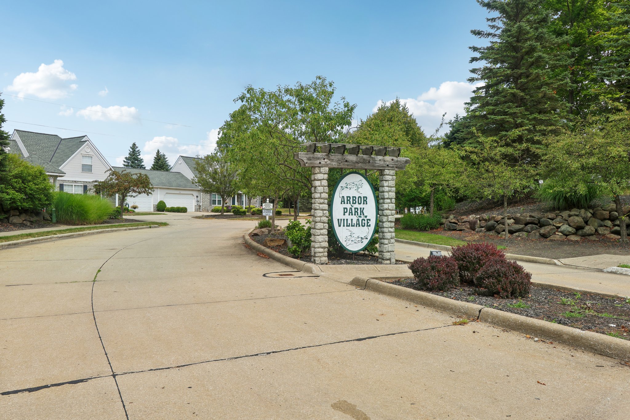 Grove Ln unit 53-079.jpg