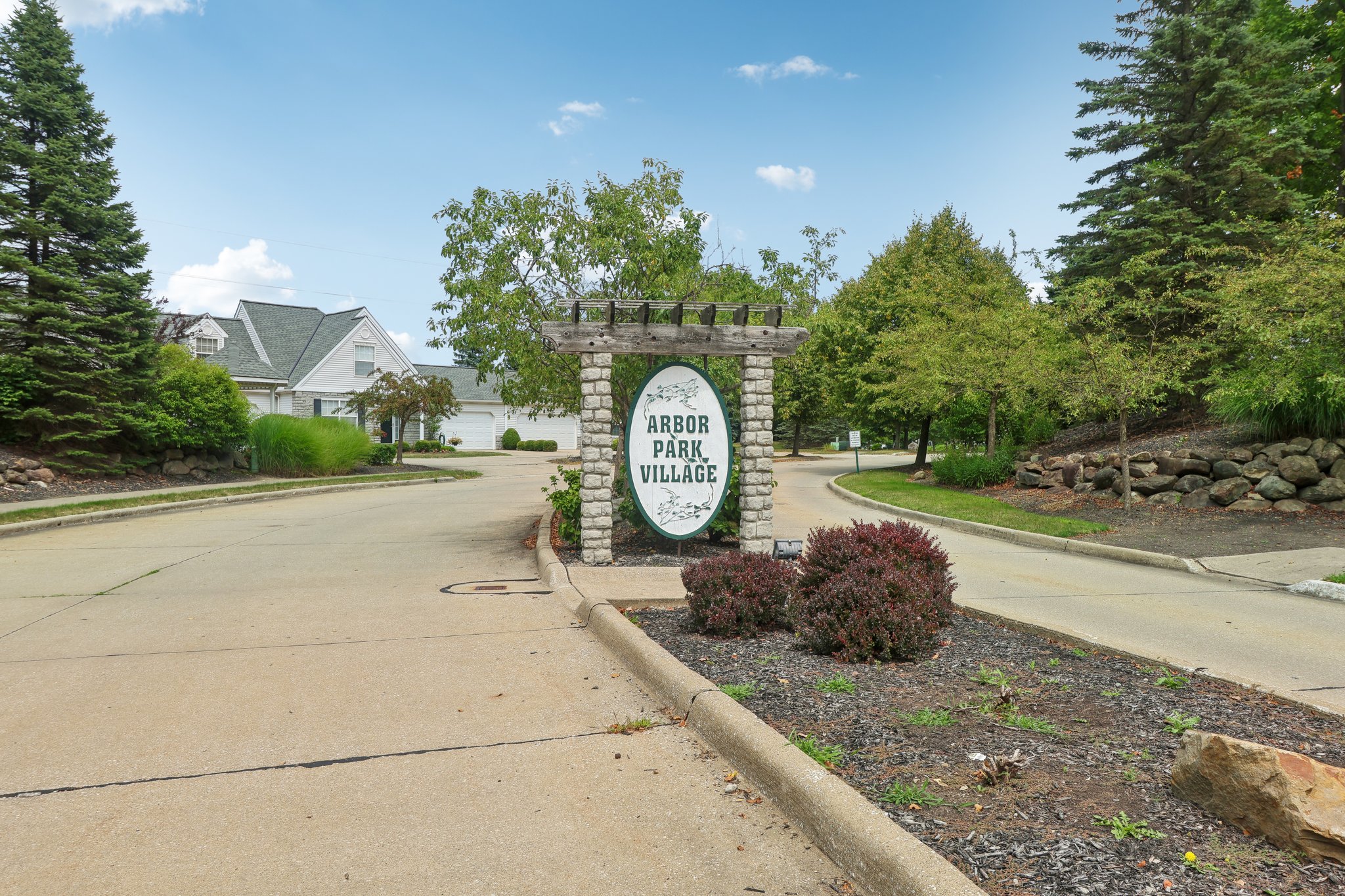 Grove Ln unit 53-080.jpg