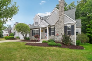 Grove Ln unit 53-005.jpg