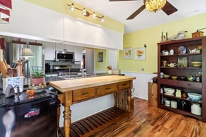 Grove Ln unit 53-031.jpg