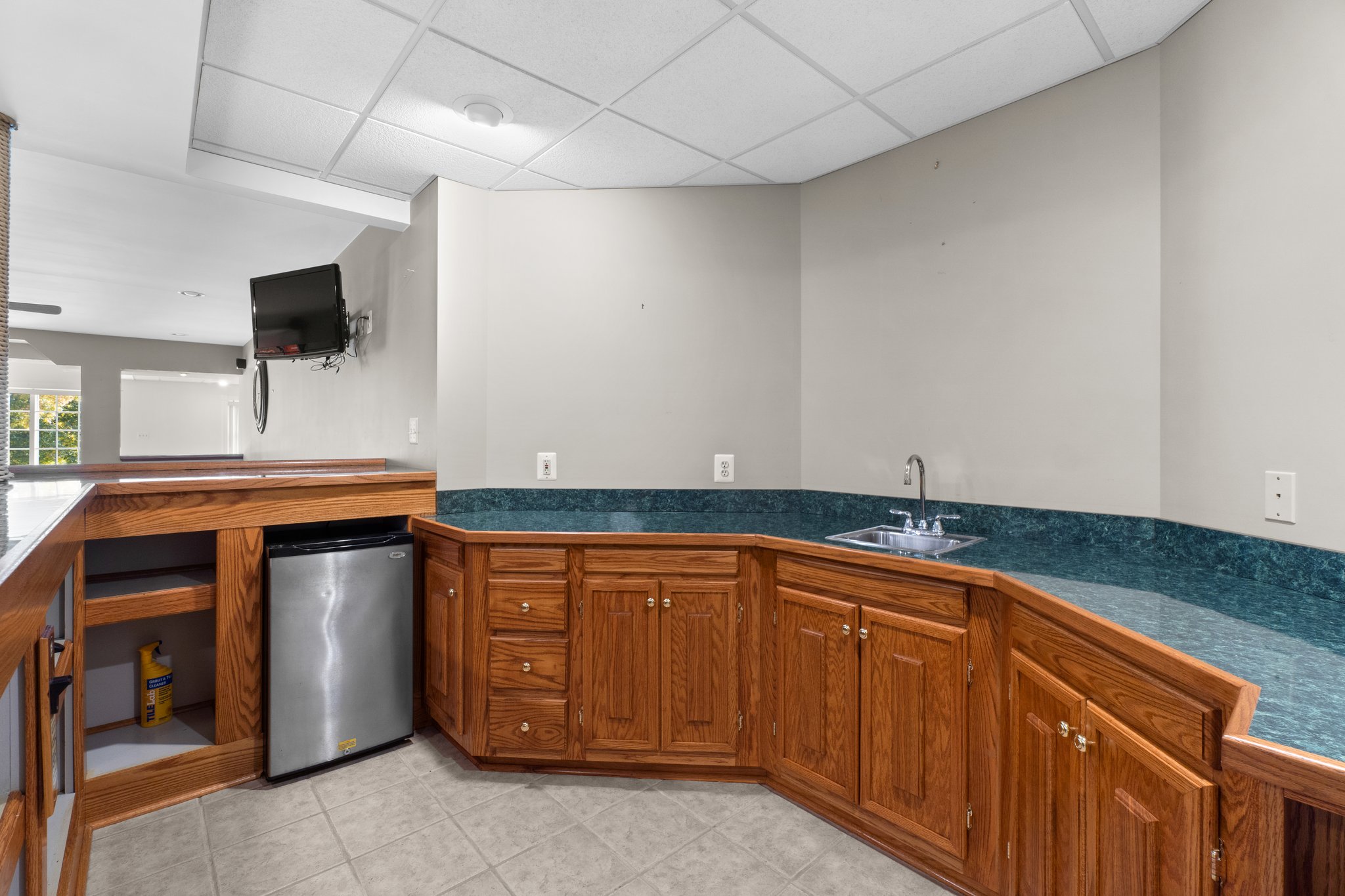 40. Recreation room.jpg