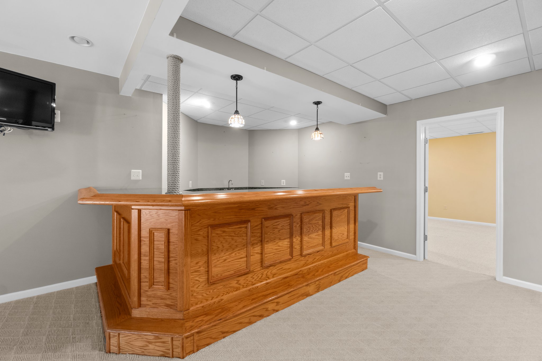 41. Recreation room.jpg