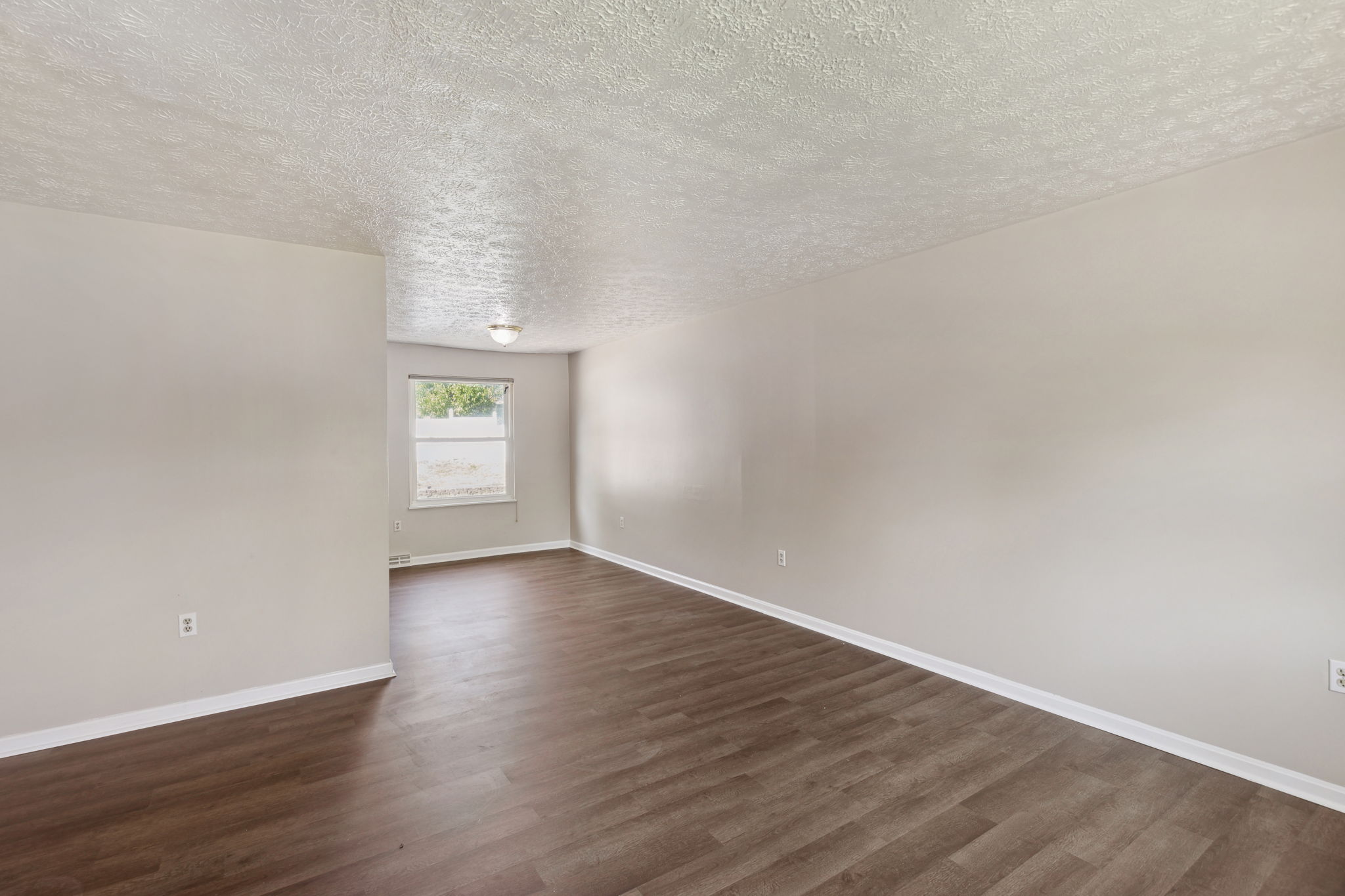 15_Interior
