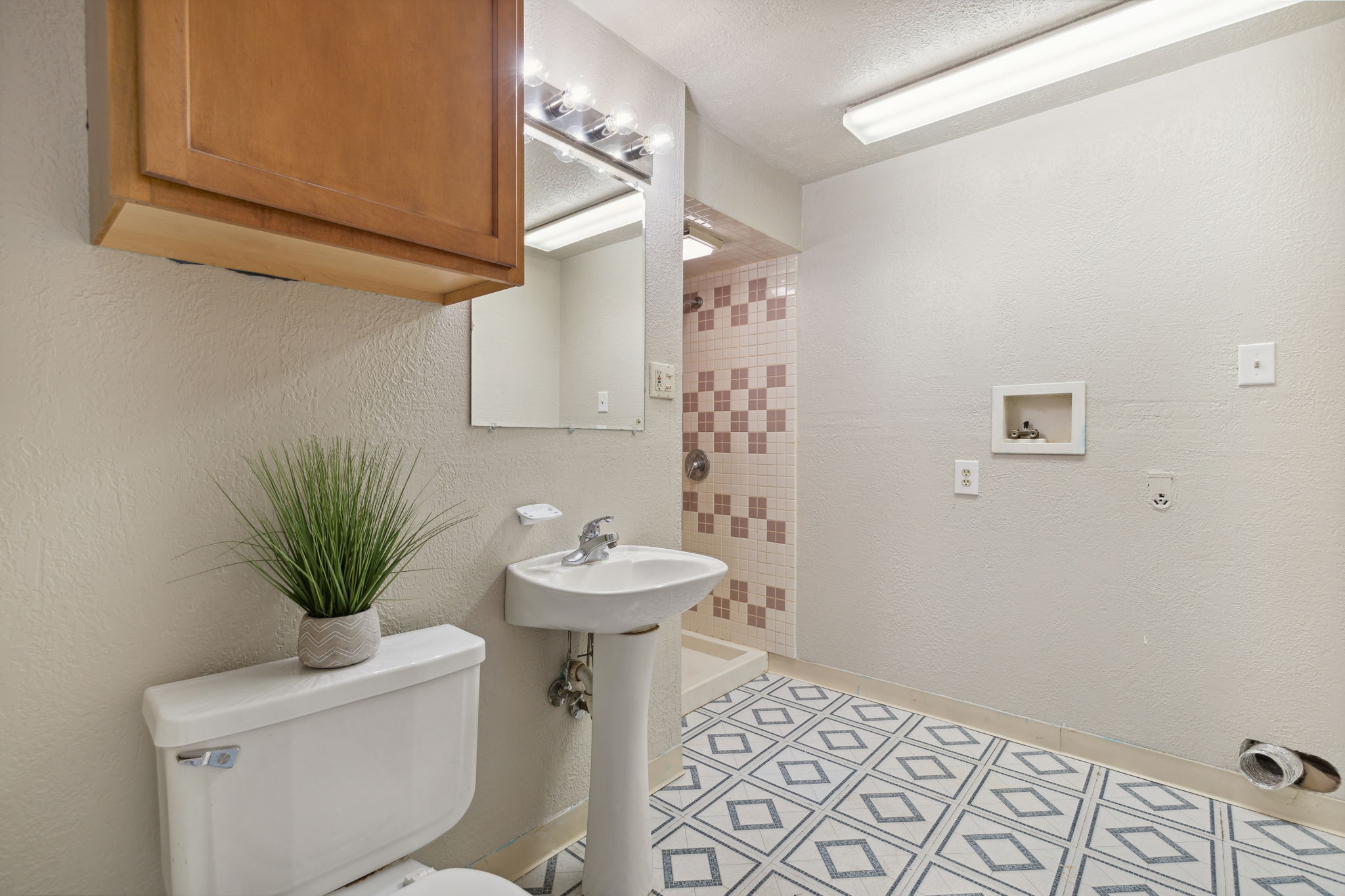 25_Interior
