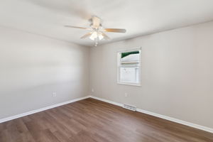 16_Interior