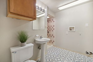 25_Interior