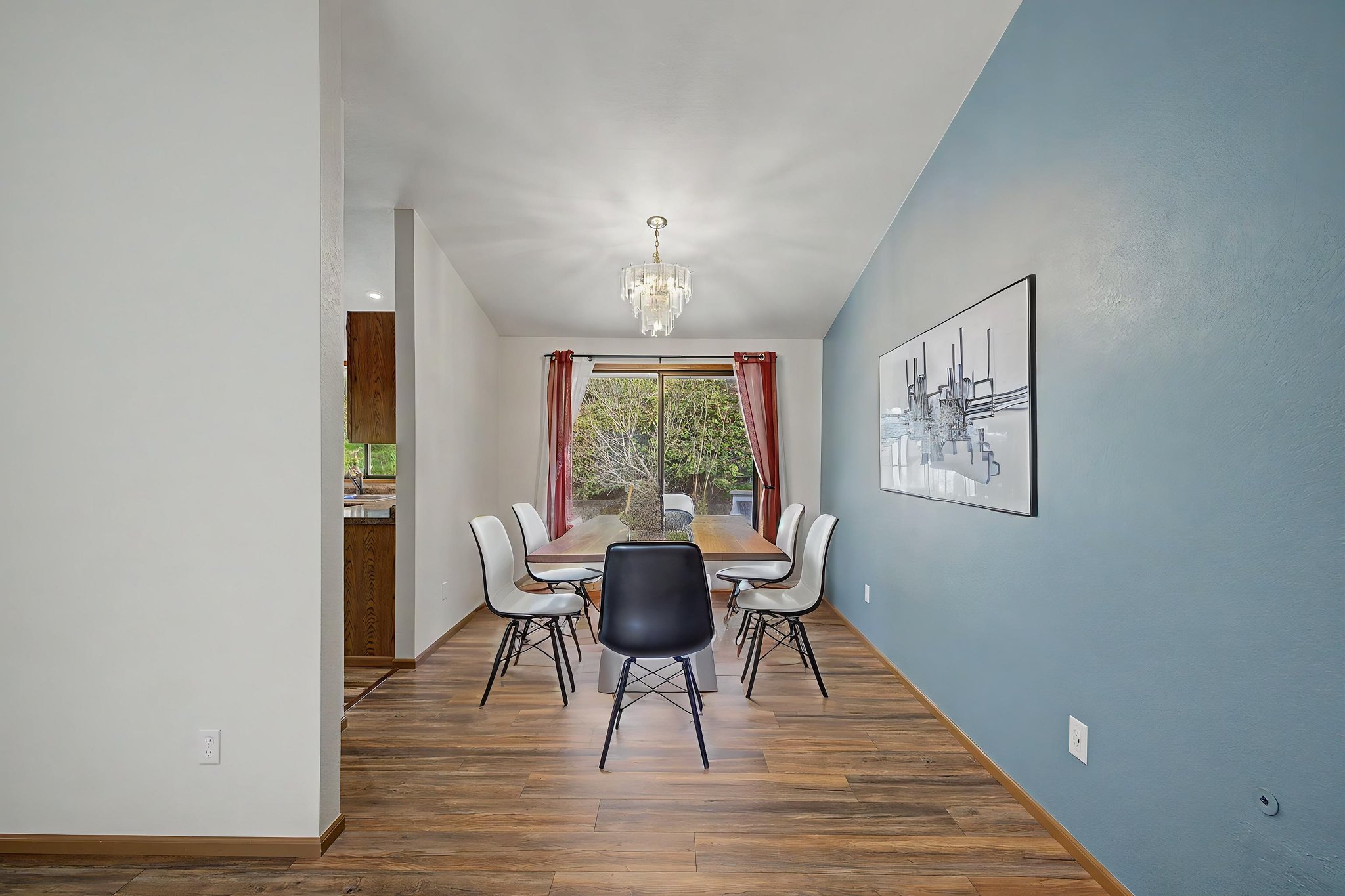 04012026202604016509 182nd St. sw. lynnwood, wa07 virtually staged.jpeg