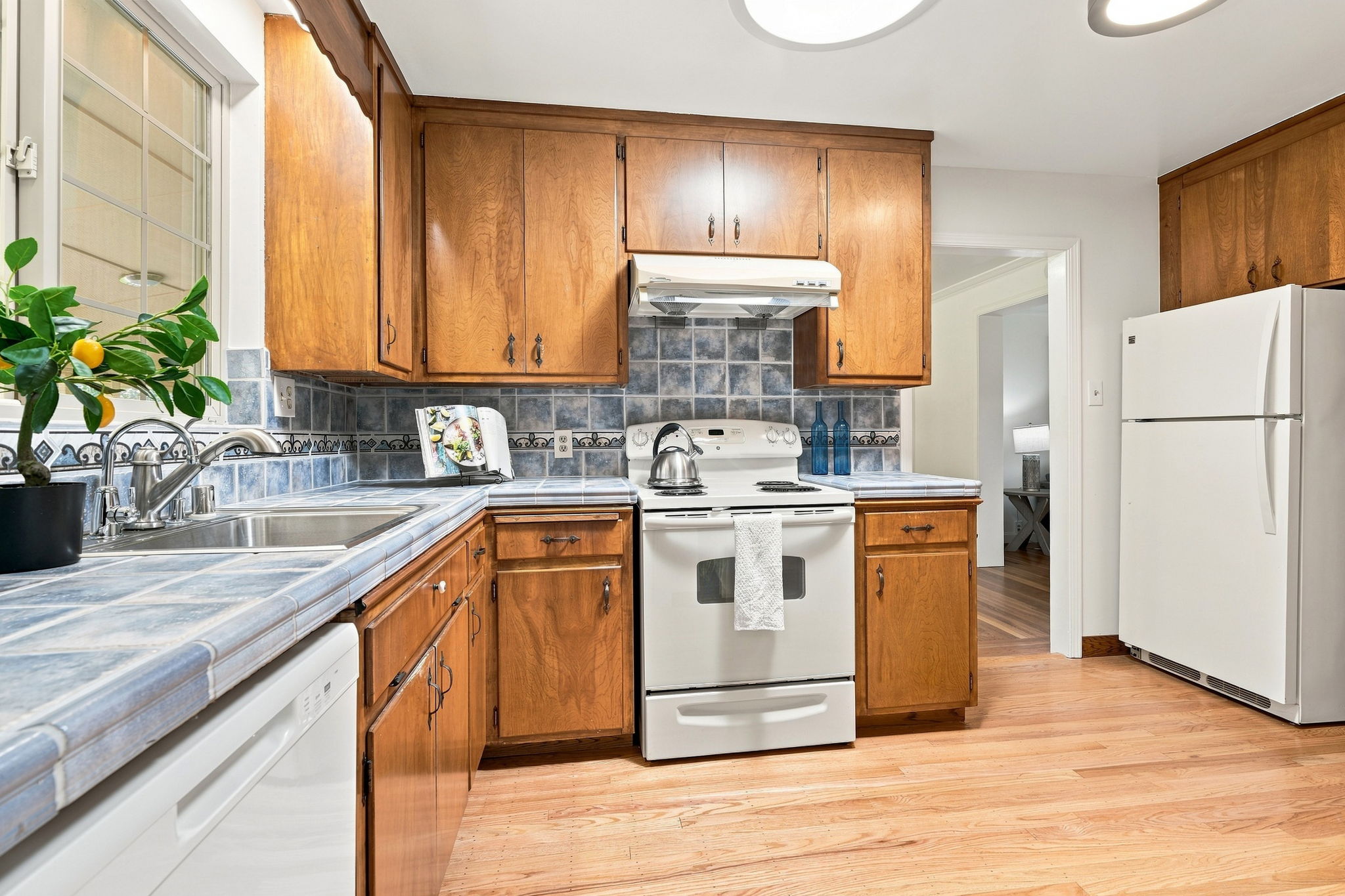 012_F8_651 29th Ave