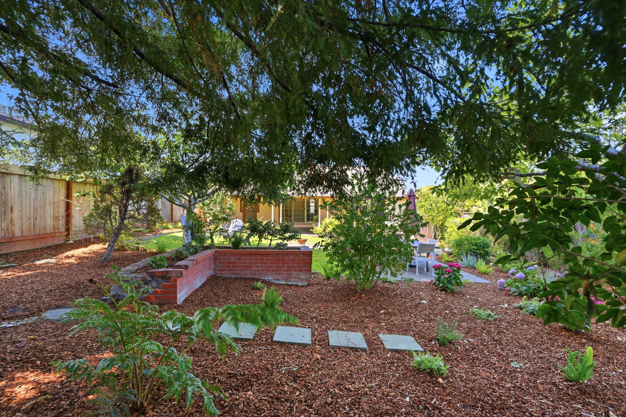 035_F8_651 29th Ave