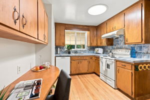 015_F8_651 29th Ave