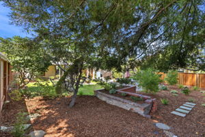 034_F8_651 29th Ave
