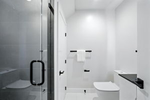  Photo 36
