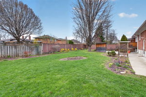 651 Breckenridge Rd, Mississauga, ON L5A 2C7, Canada Photo 57