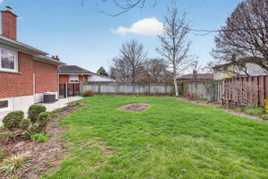 651 Breckenridge Rd, Mississauga, ON L5A 2C7, Canada Photo 63