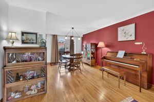 651 Breckenridge Rd, Mississauga, ON L5A 2C7, Canada Photo 18