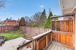 651 Breckenridge Rd, Mississauga, ON L5A 2C7, Canada Photo 24