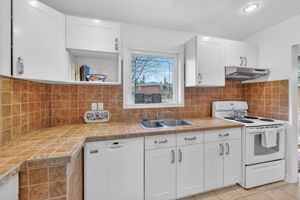 651 Breckenridge Rd, Mississauga, ON L5A 2C7, Canada Photo 30
