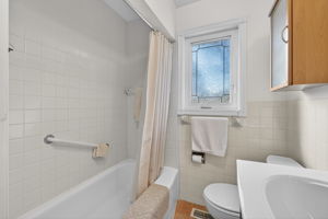 651 Breckenridge Rd, Mississauga, ON L5A 2C7, Canada Photo 36