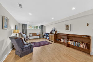 651 Breckenridge Rd, Mississauga, ON L5A 2C7, Canada Photo 43