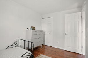  Photo 40