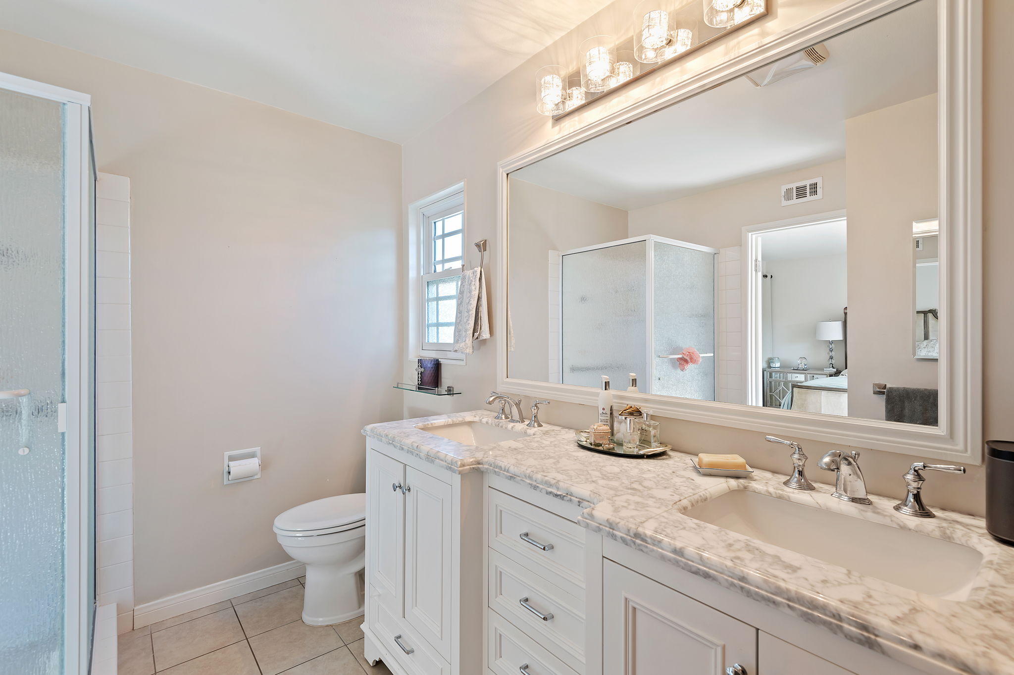 19 - Primary Bathroom