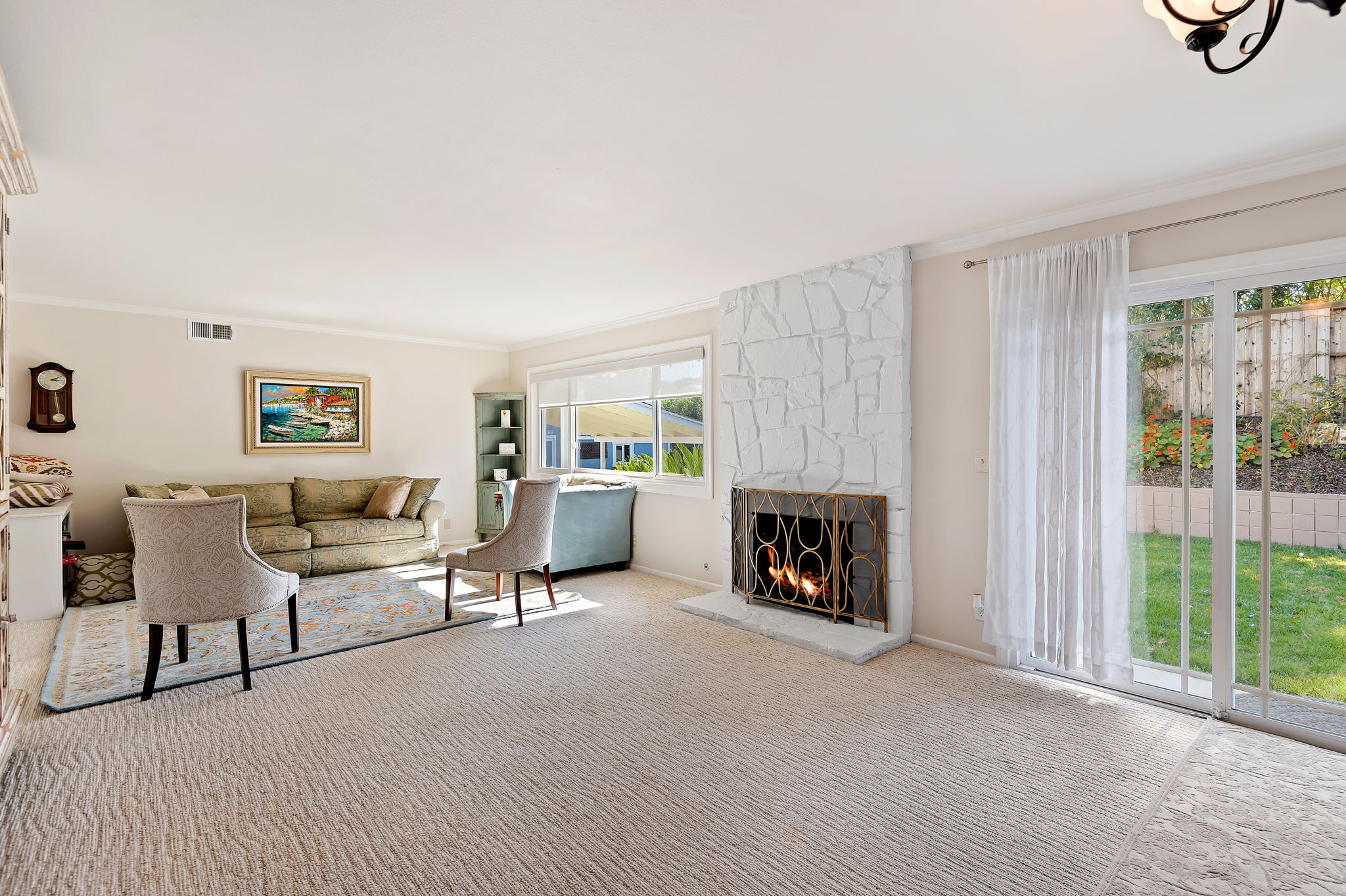 08 - Living Room