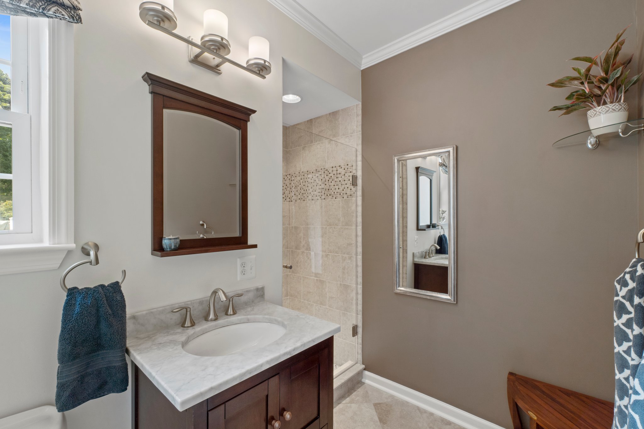 Main Level Bath