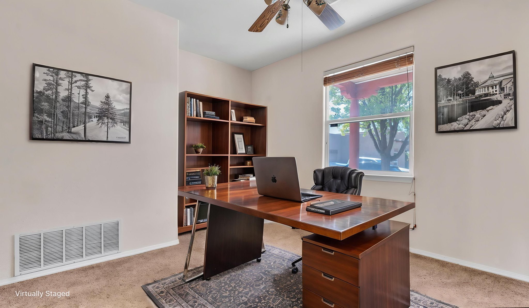 DSC05243 virtually staged.jpeg