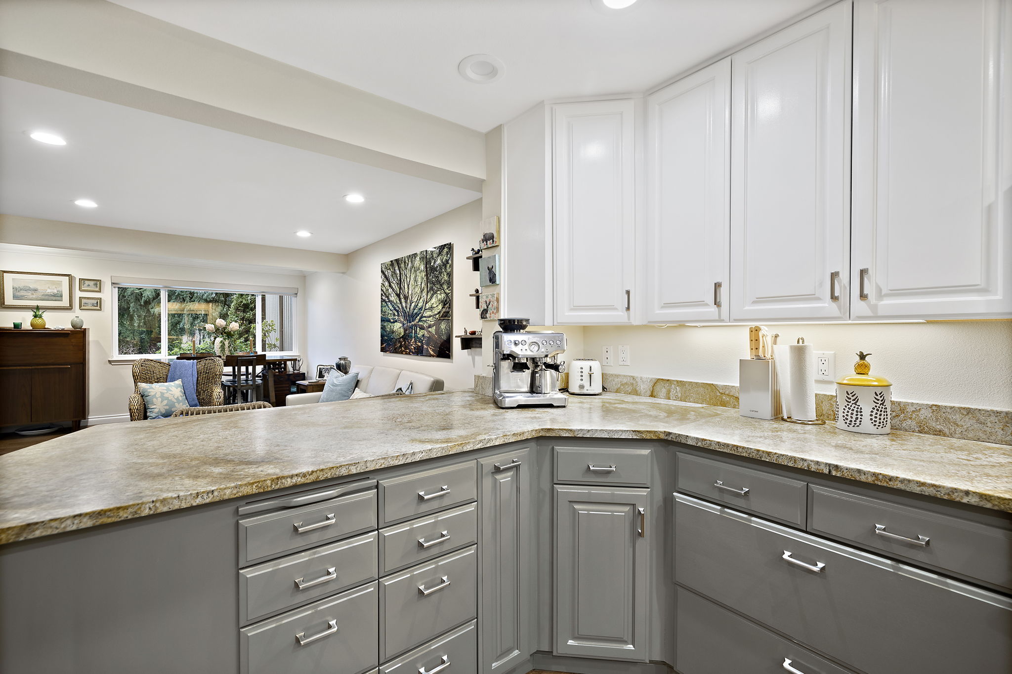 Seating Area at Counter