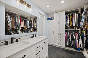 Primary Bedroom Closet