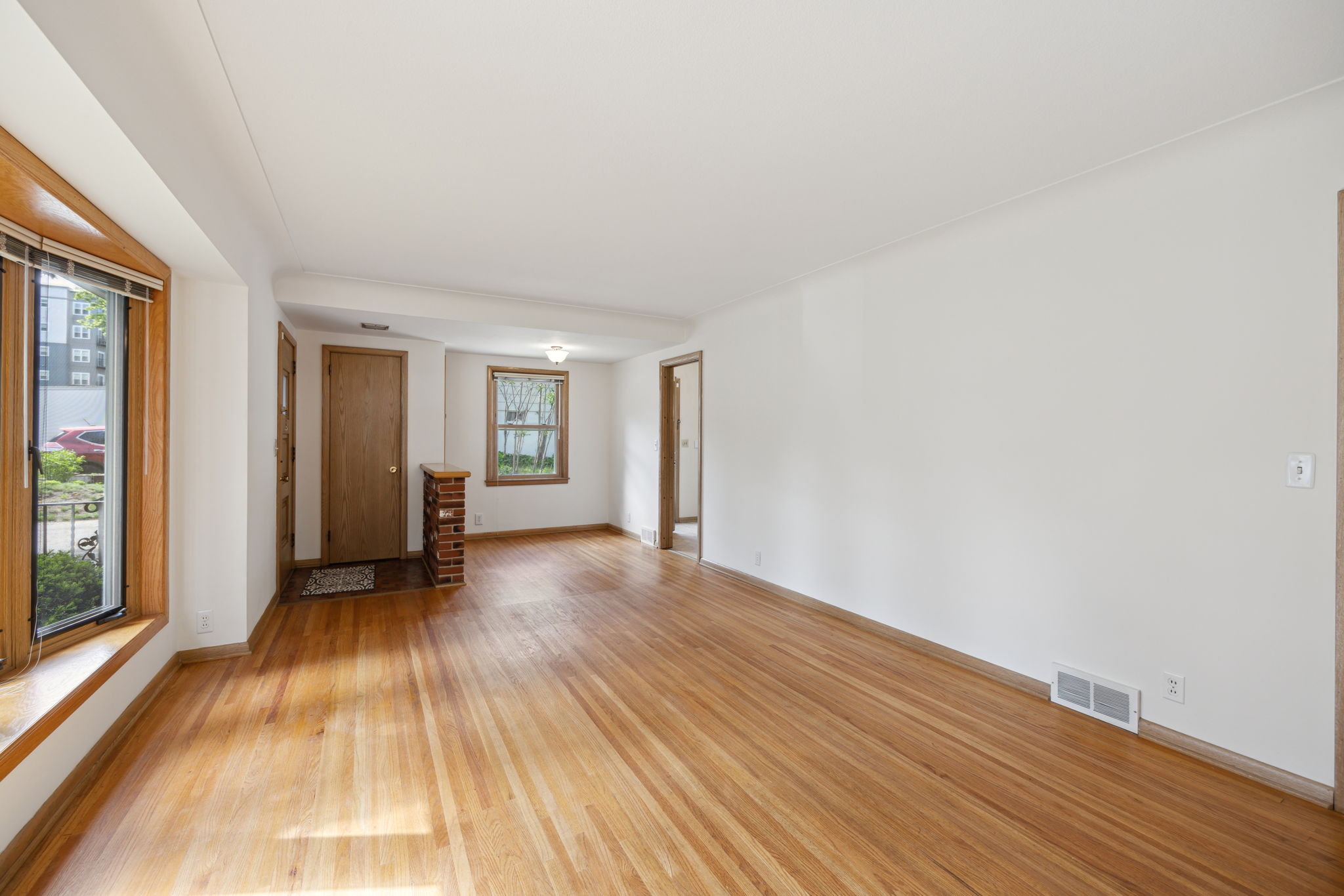 07_Interior