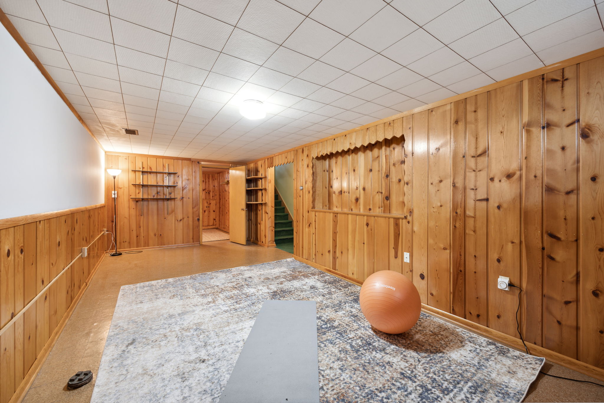 17_Interior